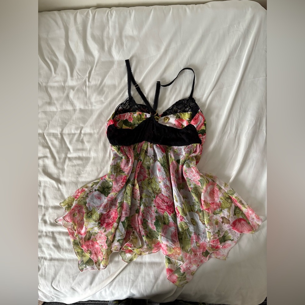 Rare DIA gyaru and harajuku style top - Picture 2 of 3
